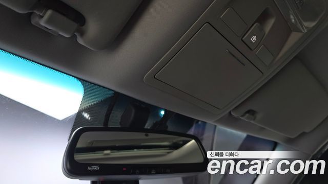 KG Mobility Rexton 2019 — photo 25