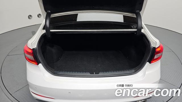 Hyundai Sonata 2015 — photo 26