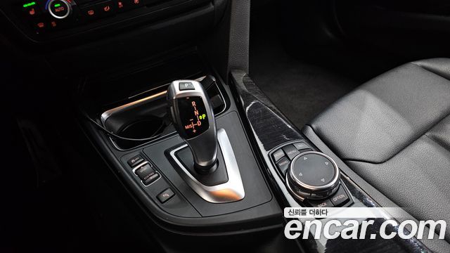 BMW 3-Series 2015 — photo 9