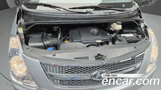 Hyundai Starex 2016 — photo 6