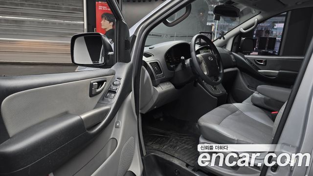 Hyundai Starex 2016 — photo 10
