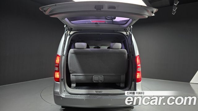 Hyundai Starex 2016 — photo 19