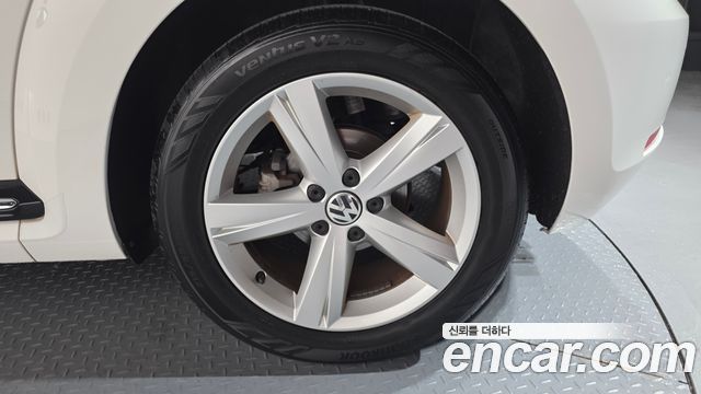 Volkswagen Beatle 2013 — photo 5
