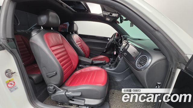 Volkswagen Beatle 2013 — photo 10