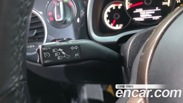 Volkswagen Beatle 2013 — photo 14