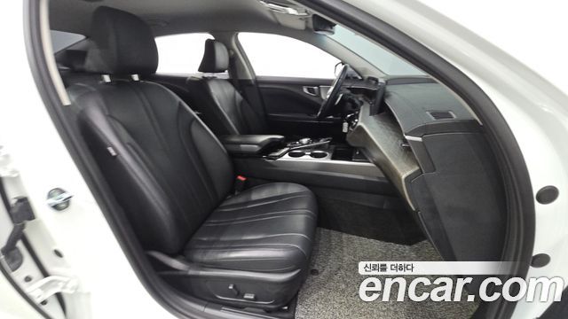 Kia K8 2022 — photo 11
