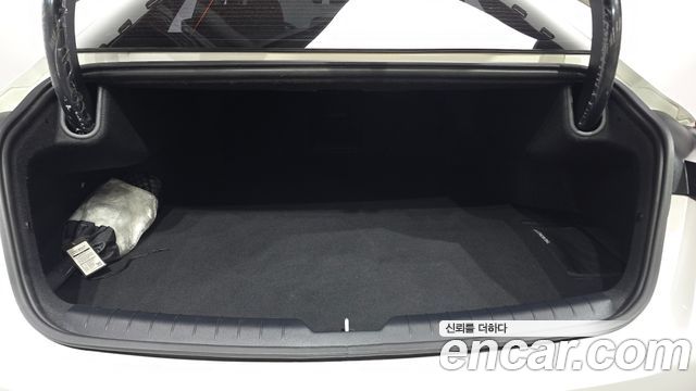 Kia K8 2022 — photo 20