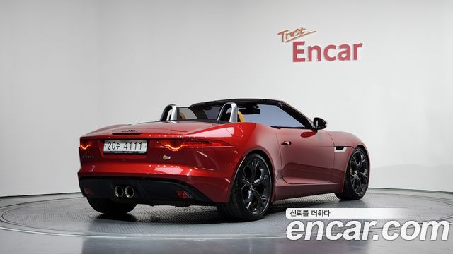 Jaguar F-TYPE 2014 — photo 2