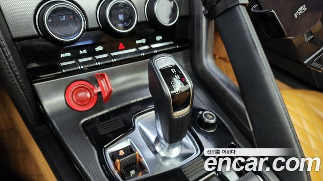 Jaguar F-TYPE 2014 — photo 9