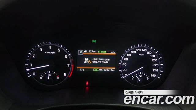 Genesis G80 2017 — photo 8