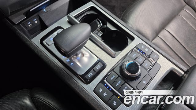 Genesis G80 2017 — photo 9