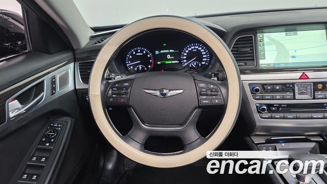 Genesis G80 2017 — photo 13