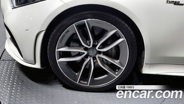 Mercedes-Benz CLS-Class 2020 — photo 5