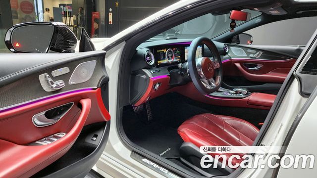 Mercedes-Benz CLS-Class 2020 — photo 10