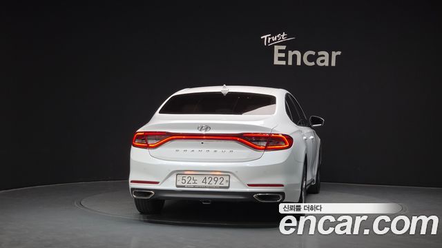 Hyundai Grandeur 2017 — photo 4