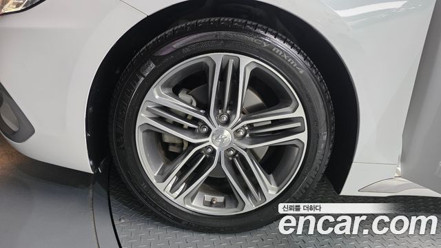 Hyundai Grandeur 2017 — photo 5
