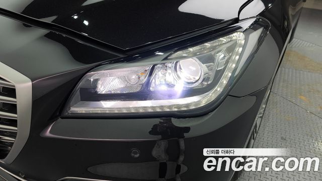Genesis G80 2018 — photo 8