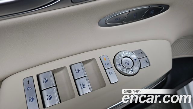 Genesis GV70 2025 — photo 26