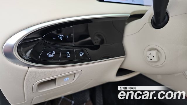 Genesis GV70 2025 — photo 27
