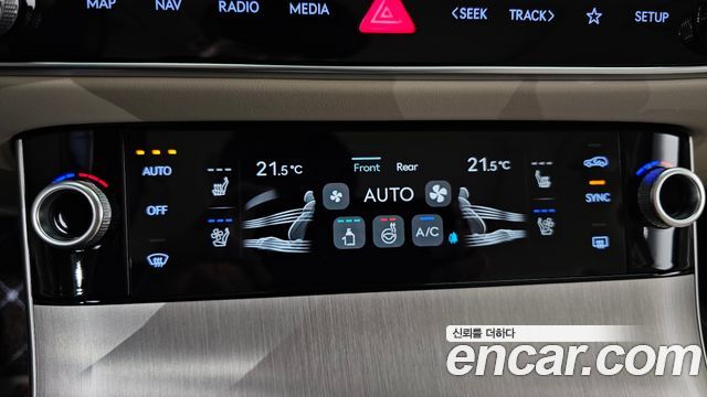 Genesis GV70 2025 — photo 28