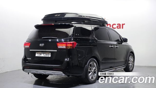 Kia Canival 2017 — photo 2