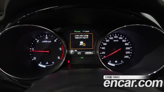 Kia Canival 2017 — photo 11