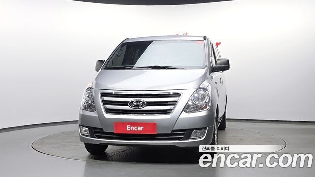 Hyundai Starex 2017 — photo 3