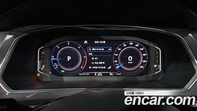 Volkswagen Tiguan 2020 — photo 8