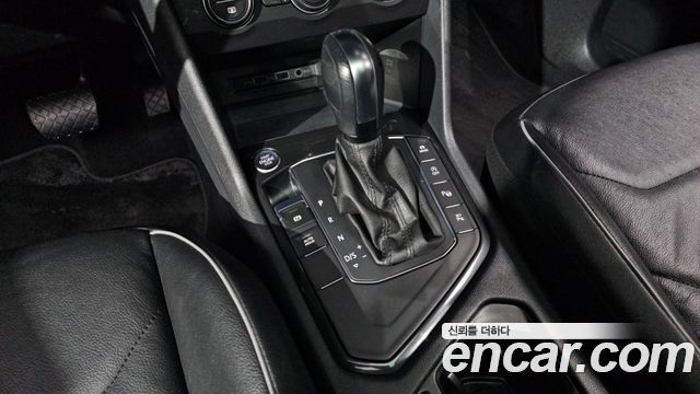 Volkswagen Tiguan 2020 — photo 9