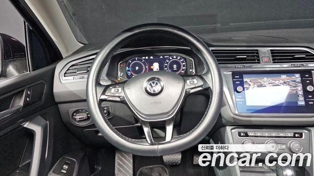 Volkswagen Tiguan 2020 — photo 14