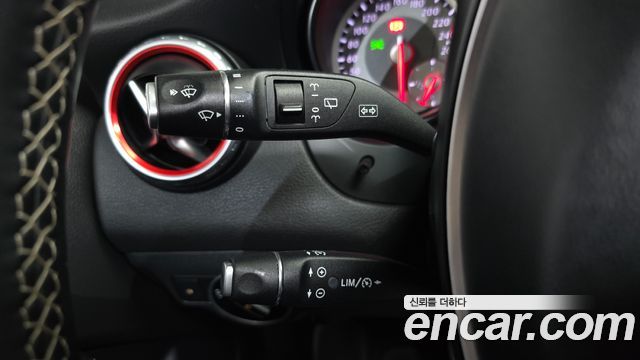 Mercedes-Benz GLA-Class 2016 — photo 17
