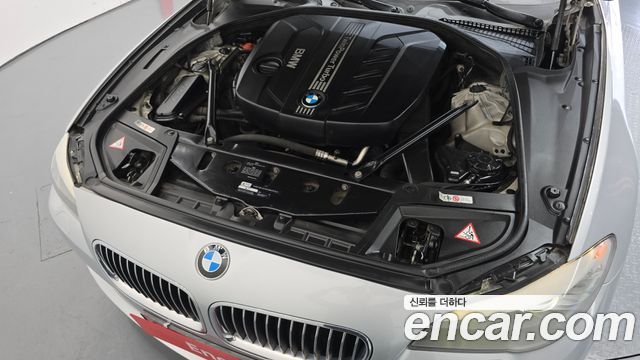 BMW 5-Series 2013 — photo 6