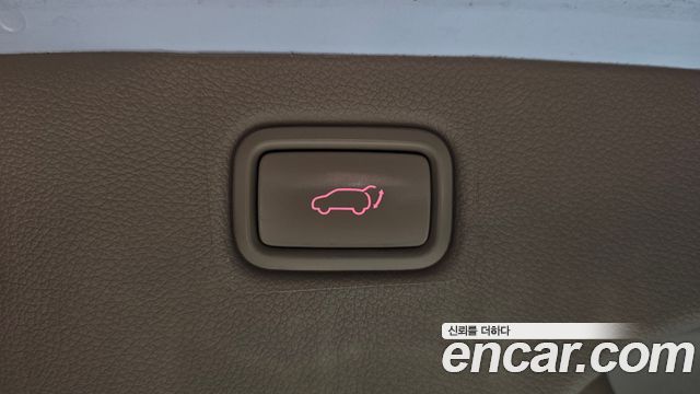 Kia Canival 2018 — photo 20