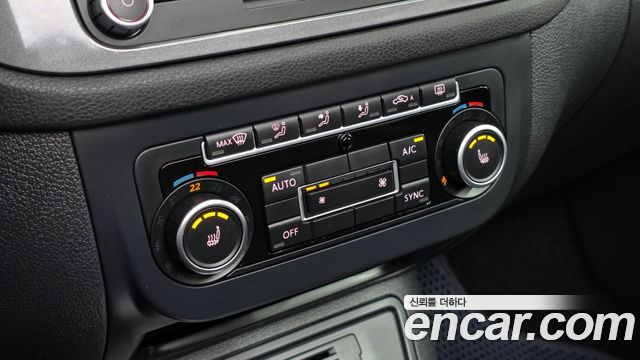 Volkswagen Tiguan 2013 — photo 17