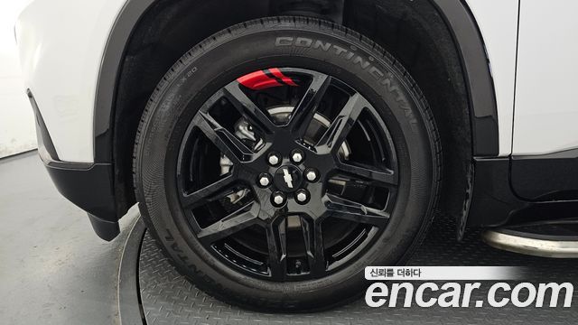 Chevrolet Korea Traverse 2021 — photo 5