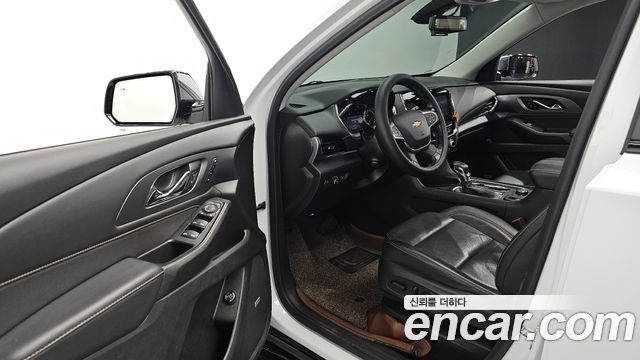 Chevrolet Korea Traverse 2021 — photo 11
