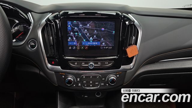 Chevrolet Korea Traverse 2021 — photo 14