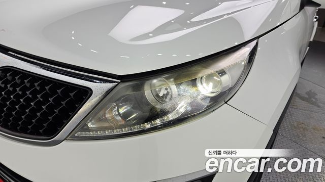 Kia Sportage 2013 — photo 8