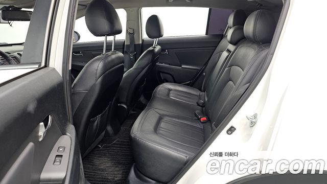 Kia Sportage 2013 — photo 16