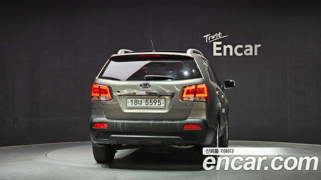 Kia Sorento 2010 — photo 4