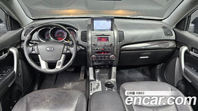 Kia Sorento 2010 — photo 7