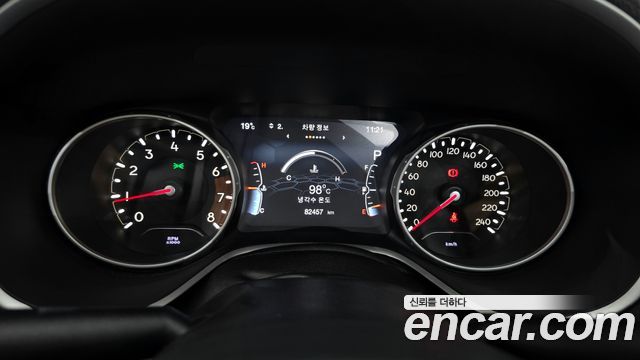 Jeep Compass 2019 — photo 8