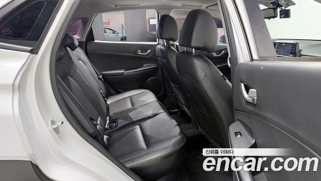 Hyundai Kona 2018 — photo 17