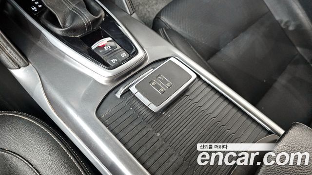 Renault Korea QM6 2021 — photo 22