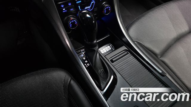 Hyundai Sonata 2012 — photo 9