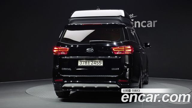 Kia Canival 2019 — photo 4