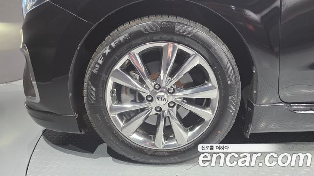 Kia Canival 2019 — photo 5