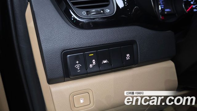 Kia Canival 2019 — photo 22