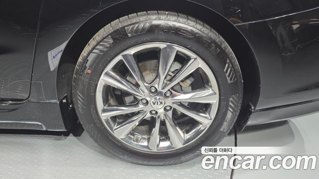 Kia Canival 2019 — photo 7
