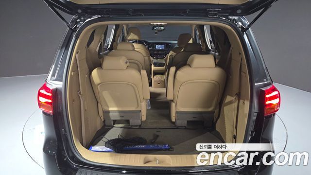 Kia Canival 2019 — photo 30